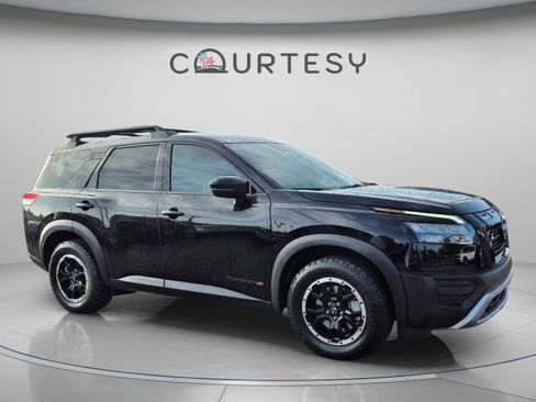 Certified 2023 Nissan Pathfinder Rock Creek AWD/4WD image 9