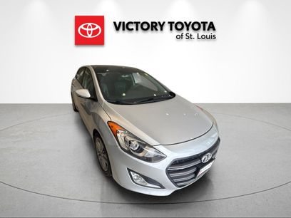 Used 2017 Hyundai Elantra GT w/ Tech Package 03