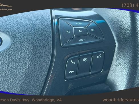 Used 2019 Ford Explorer XLT FWD image 24