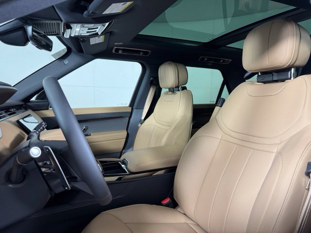 New 2027 Land Rover Range Rover Sport SE AWD/4WD image 5