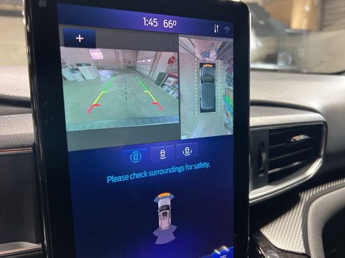 Used 2021 Ford Explorer ST w/ Equipment Group 401A image 32