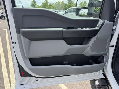 New 2026 Ford F350 XL w/ FX4 Off-Road Package AWD/4WD image 9
