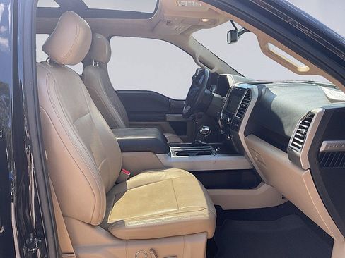 Used 2016 Ford F150 Lariat AWD/4WD image 8