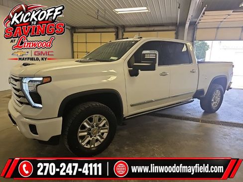 Used 2024 Chevrolet Silverado 2500 High Country w/ High Country Premium Package AWD/4WD image 5