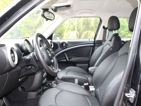 Used 2011 MINI Cooper Countryman S FWD image 5