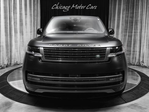 Used 2025 Land Rover Range Rover SE AWD/4WD image 7