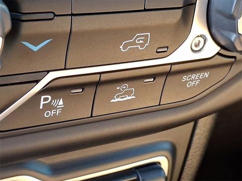 Used 2021 Jeep Wrangler Unlimited Sahara image 27