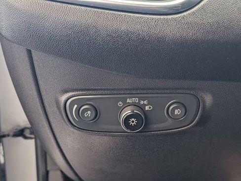 Certified 2023 Chevrolet Equinox Premier image 25