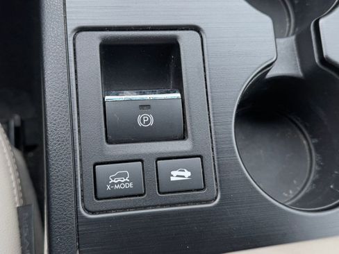 Used 2015 Subaru Outback 2.5i Limited image 32