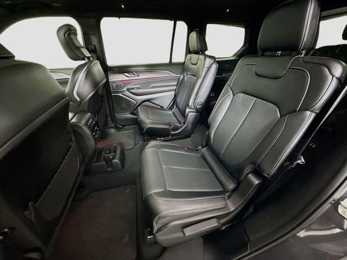 Used 2024 Jeep Grand Cherokee L Overland w/ Advanced Protech Group III image 24