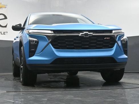 New 2026 Chevrolet Trax RS FWD image 3