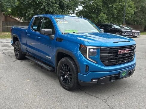 Used 2023 GMC Sierra 1500 Elevation AWD/4WD image 1