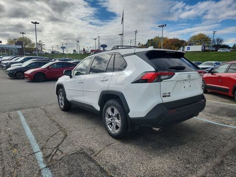 Used 2023 Toyota RAV4 XLE image 5