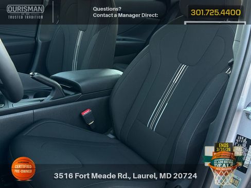 Certified 2025 Hyundai Elantra Sport image 14