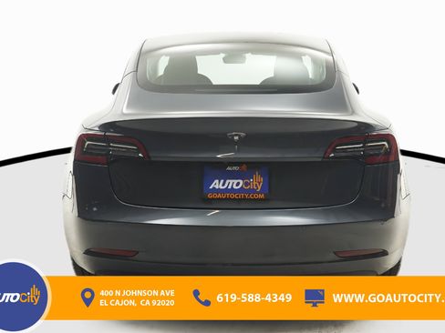 Used 2022 Tesla Model 3 image 10