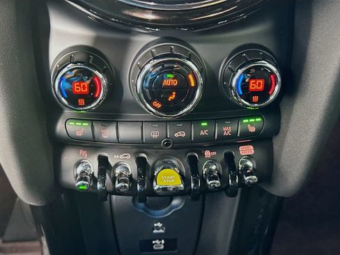 Used 2022 MINI Cooper SE FWD image 16