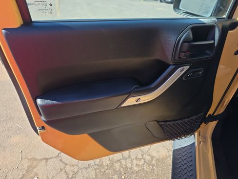 Used 2013 Jeep Wrangler Unlimited Sahara w/ Connectivity Group image 14