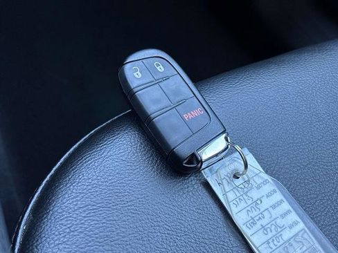 Used 2022 Jeep Compass Latitude image 26