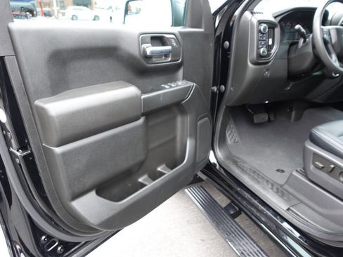 Used 2023 Chevrolet Silverado 1500 Custom image 14