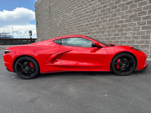 Used 2020 Chevrolet Corvette Stingray Preferred Cpe w/ 2LT RWD image 4