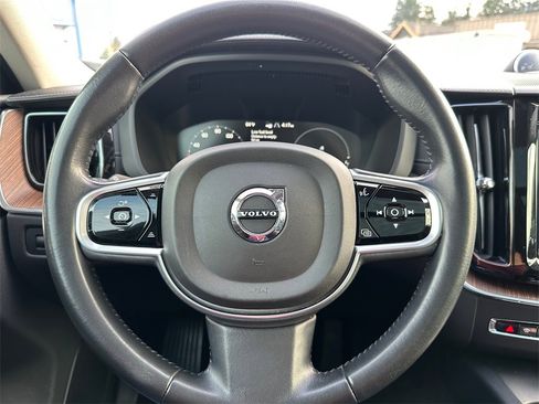 Used 2019 Volvo XC60 T8 Inscription w/ Advanced Package image 22