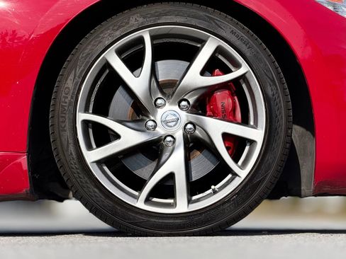 Used 2017 Nissan 370Z Touring Sport image 21