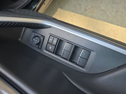 Used 2023 Toyota RAV4 XLE image 29