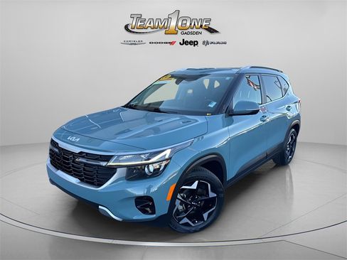 Used 2024 Kia Seltos EX image 3