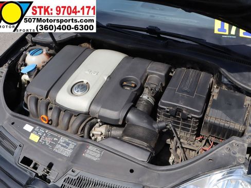 Used 2007 Volkswagen Rabbit 2-Door FWD image 21