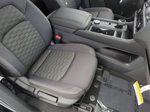 New 2025 Nissan Pathfinder S image 14