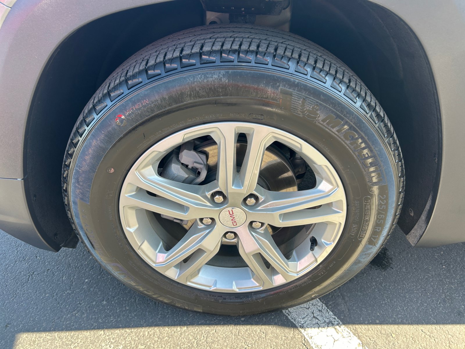 Used 2023 GMC Terrain SLE w/ Driver Convenience Package FWD image 25