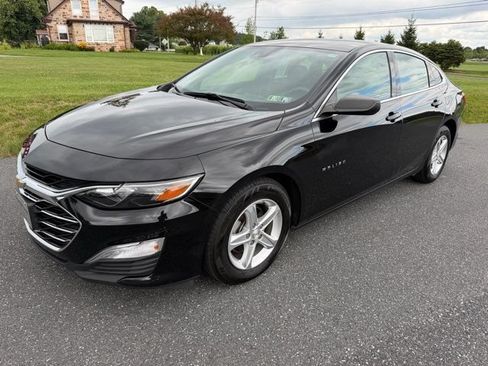 Used 2023 Chevrolet Malibu LS FWD image 1