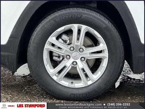 Used 2023 GMC Terrain SLE w/ Driver Convenience Package FWD image 10