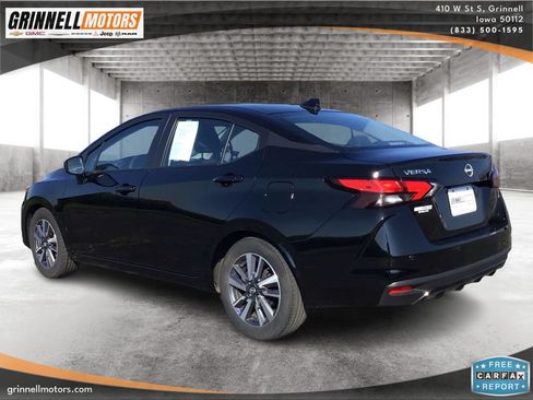 Used 2024 Nissan Versa SV FWD image 7