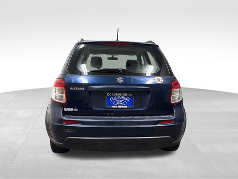 Used 2010 Suzuki SX4 Hatchback image 3