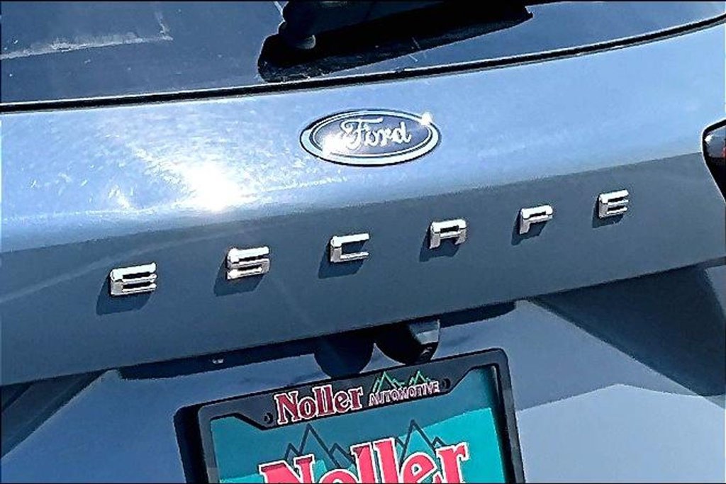 Used 2025 Ford Escape ST-Line Select AWD/4WD image 8