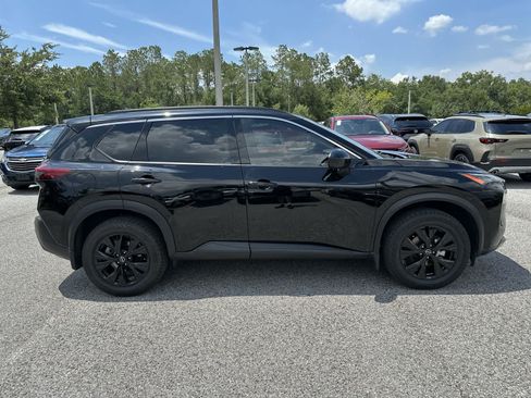 Used 2023 Nissan Rogue SV w/ SV Premium B Package FWD image 10