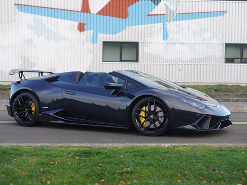 Used 2016 Lamborghini Huracan LP 610-4 image 10