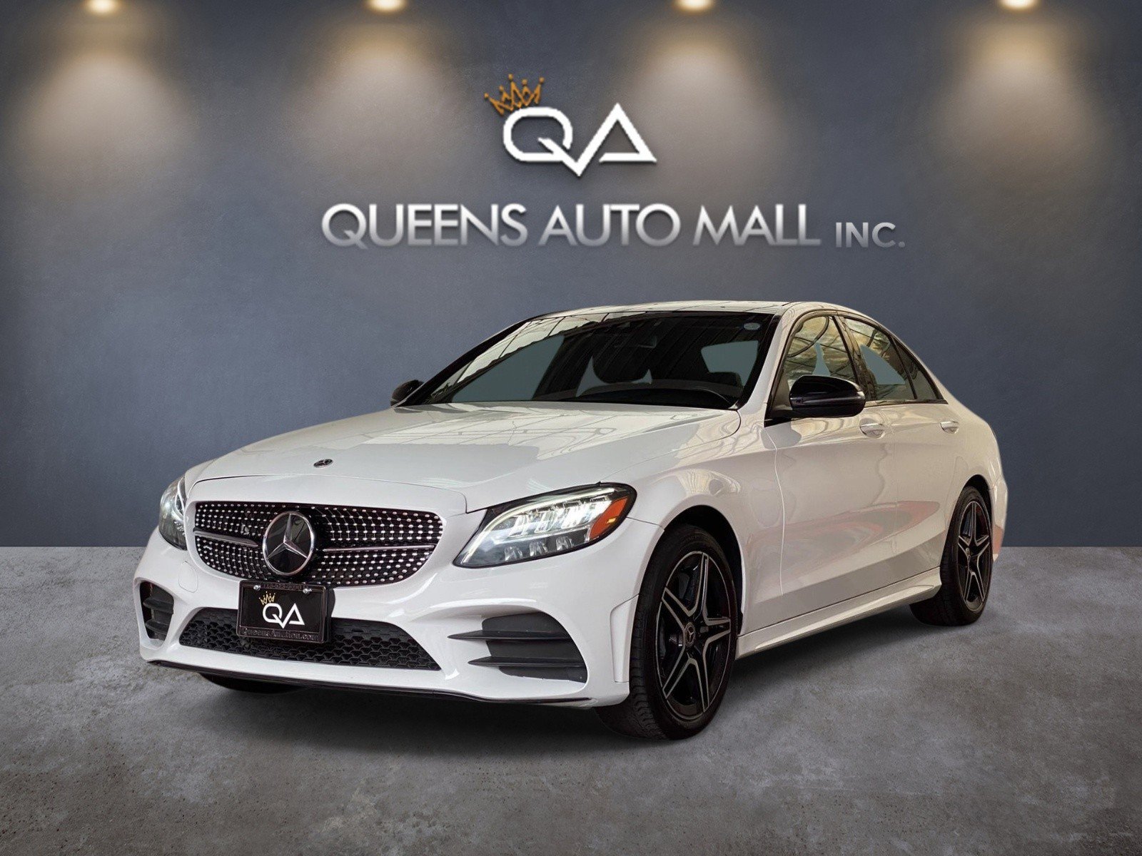 Used 2020 Mercedes-Benz C 300 4MATIC Sedan image 3