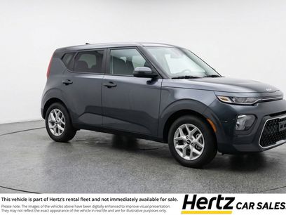 Used 2025 Kia Soul LX w/ LX Technology Package