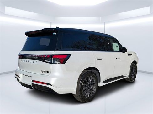 New 2026 INFINITI QX80 Autograph w/ Premium Cargo Package image 3
