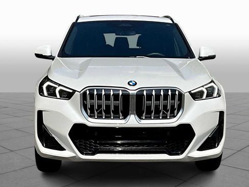 Used 2025 BMW X1 xDrive28i image 5