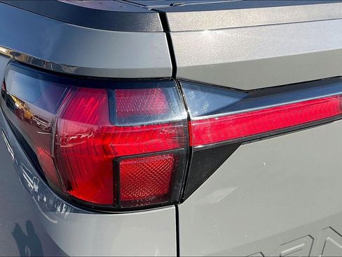 Used 2023 Hyundai Santa Cruz SEL Premium image 24