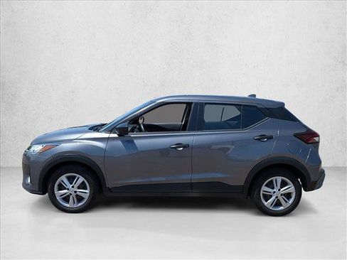 Used 2024 Nissan Kicks S FWD image 8