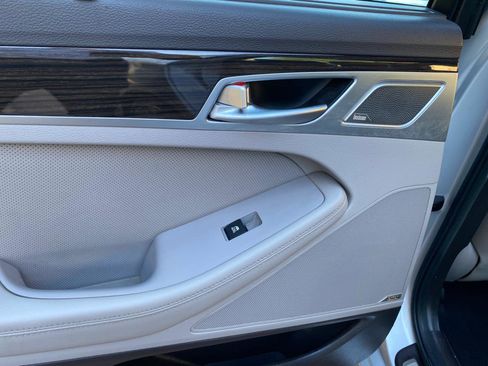 Used 2018 Genesis G80 3.8 w/ Option Group 02 image 33