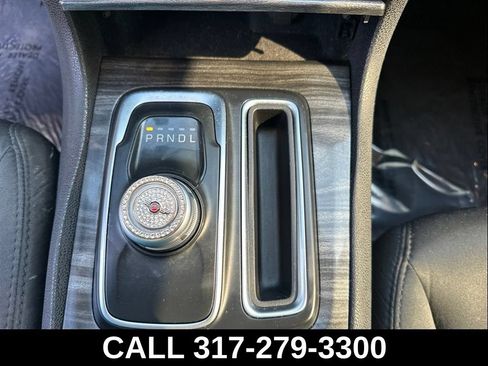 Used 2018 Chrysler 300 Touring w/ Chrome Appearance Package RWD image 25