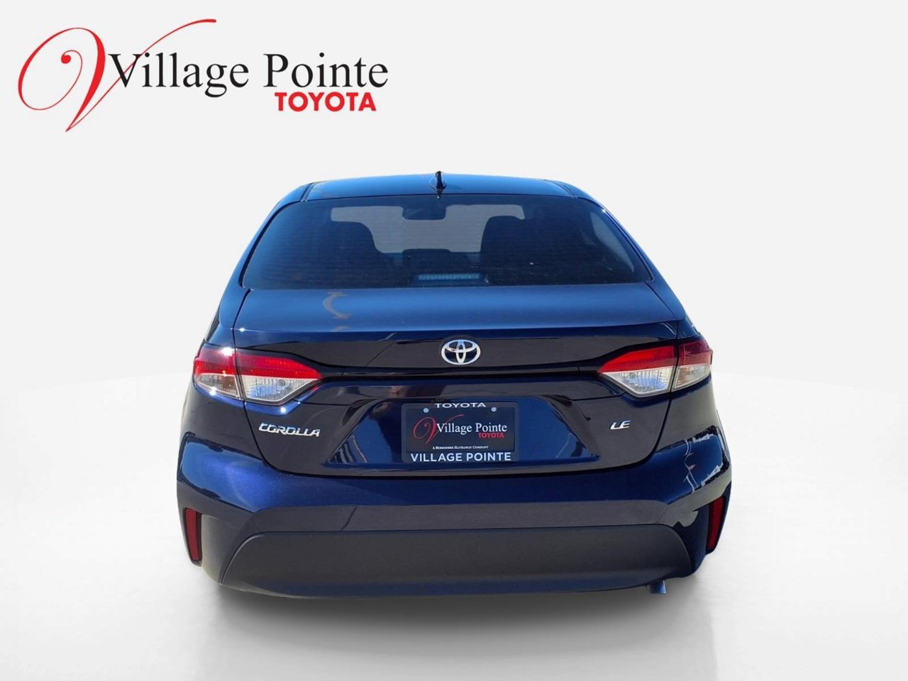 Used 2027 Toyota Corolla LE FWD image 4