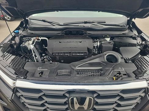 Used 2023 Honda Pilot EX-L image 9