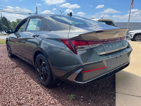 New 2026 Hyundai Elantra Sport FWD image 4