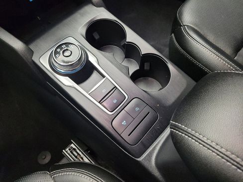 Used 2022 Ford Escape SEL w/ Technology Package FWD image 26